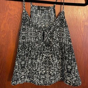Patterned crop tank